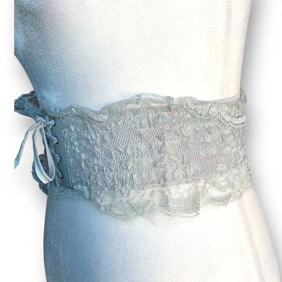 Yik Fung Vintage Y2K Gray Lace Corset Wide Statement Belt Leather Accents